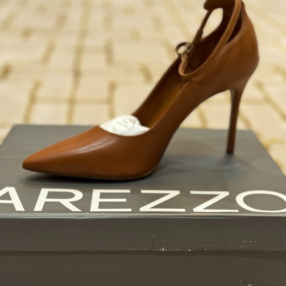 Brand New High Heel Leather Pumps - Luggage Brown